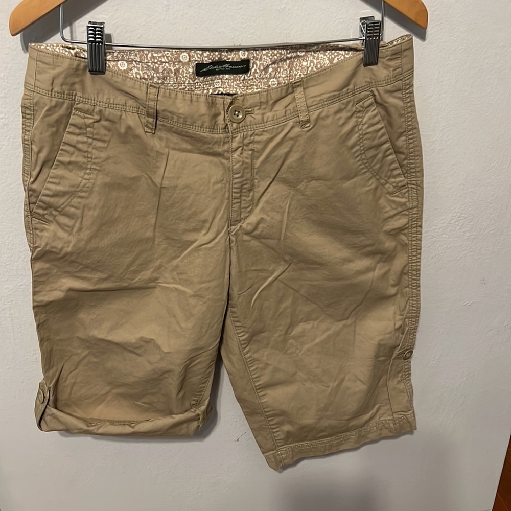 NWOT Eddie Bauer Cargo Shorts 💯 cotton